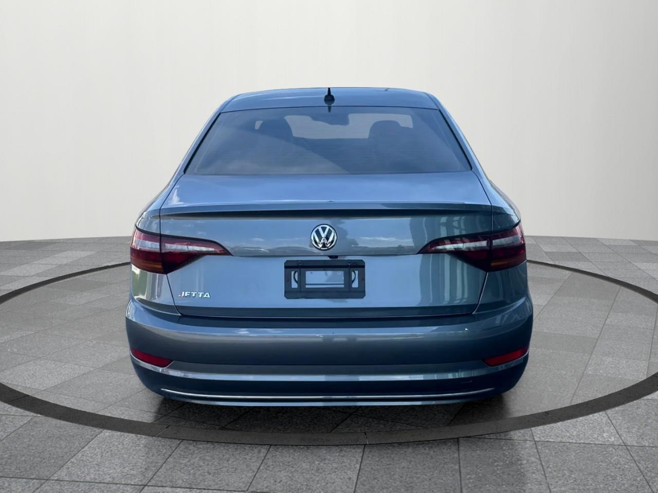 2019 Volkswagen Jetta 1.4 TSI Highline (A8) 4dr Sedan Photo