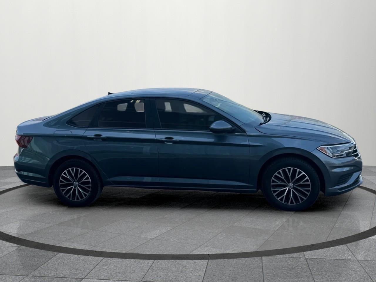 2019 Volkswagen Jetta 1.4 TSI Highline (A8) 4dr Sedan Photo
