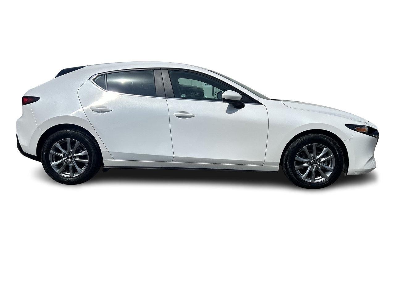 2025 Mazda Mazda3 Sport GS Auto FWD Under 7500kms! Heated Steering Wheel D Photo