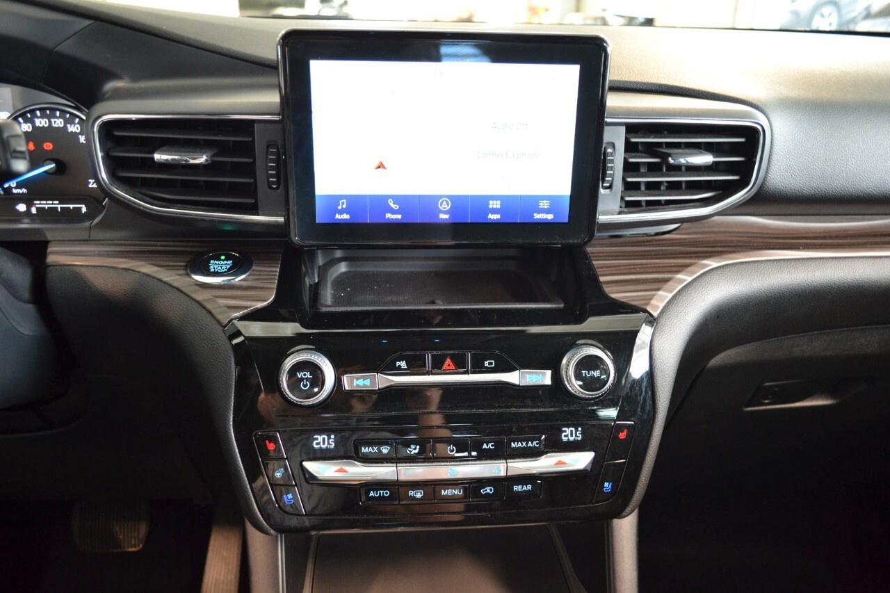 2021 Ford Explorer Limited 4WD Photo