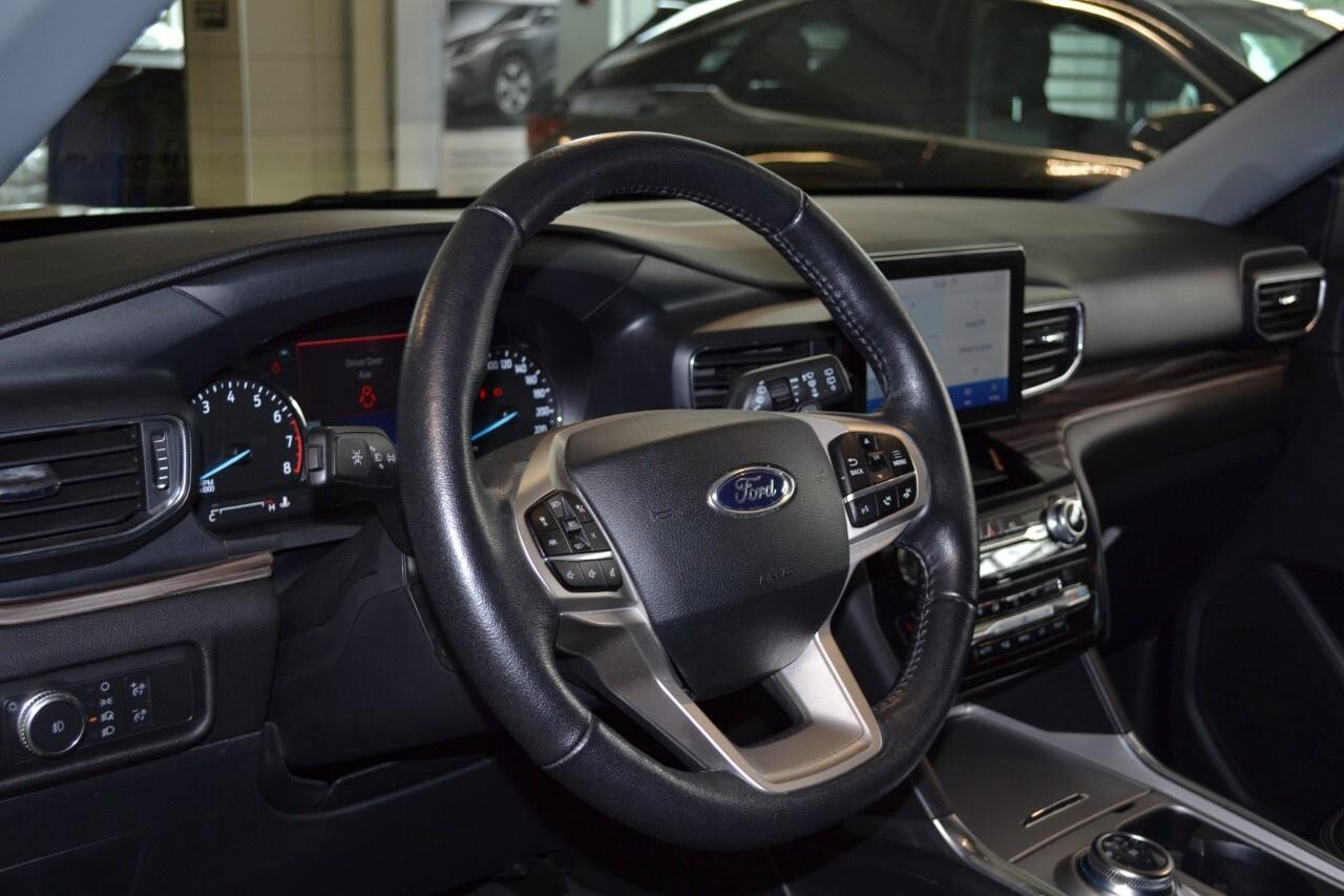 2021 Ford Explorer Limited 4WD Photo3
