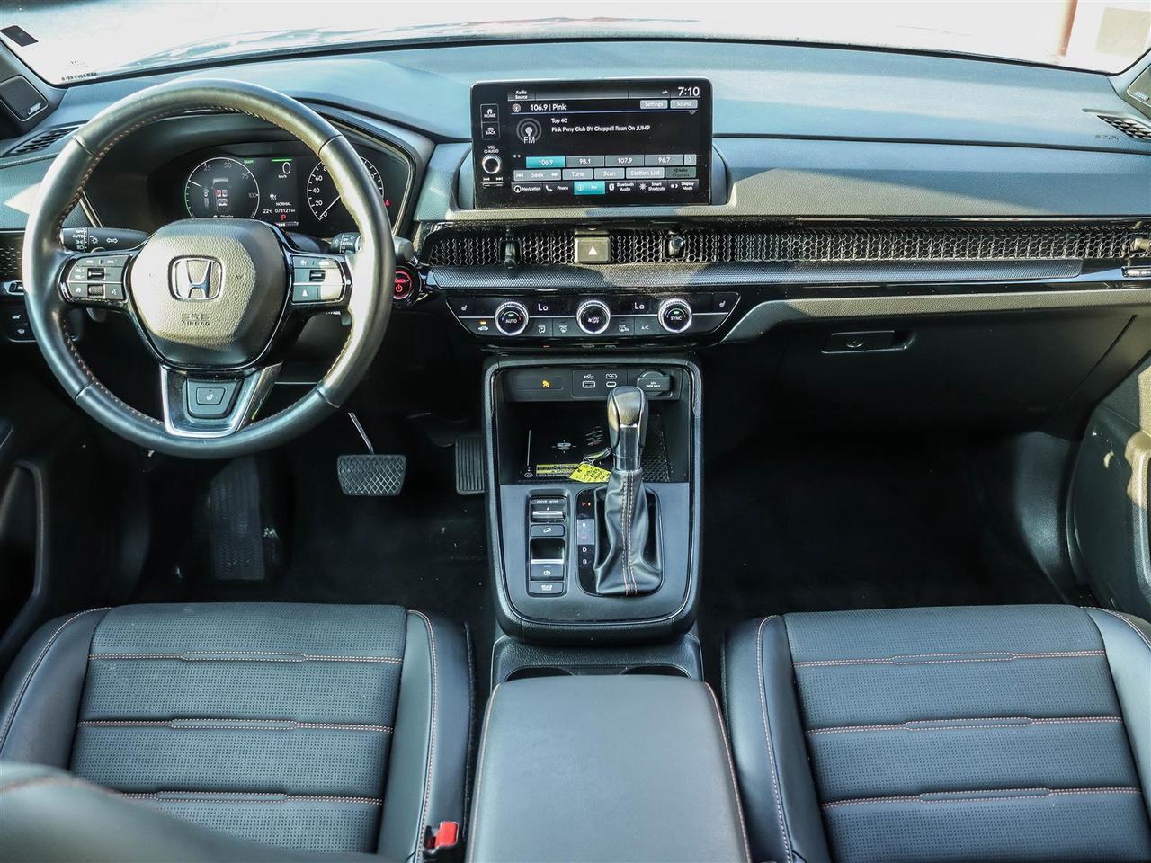 2023 Honda CR-V Hybrid Touring HYBRID SUNROOF LEATHER Photo