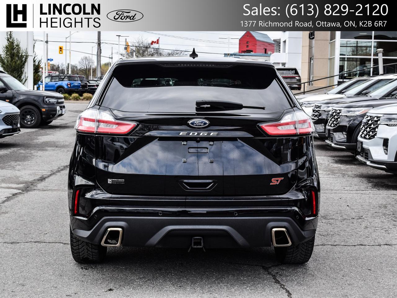 2022 Ford Edge  Photo4