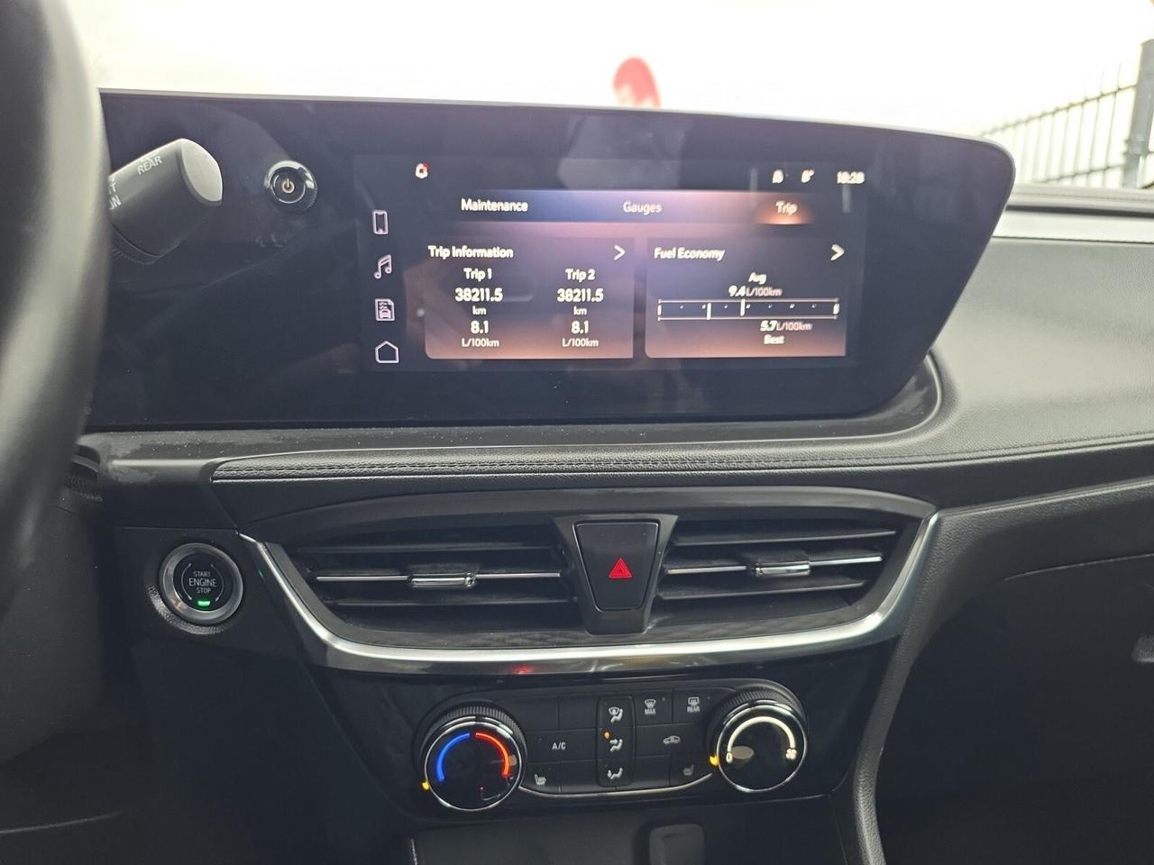 2024 Buick Encore GX GX Sport Touring AWD * NO ACCIDENTS / CARPLAY / CA Photo