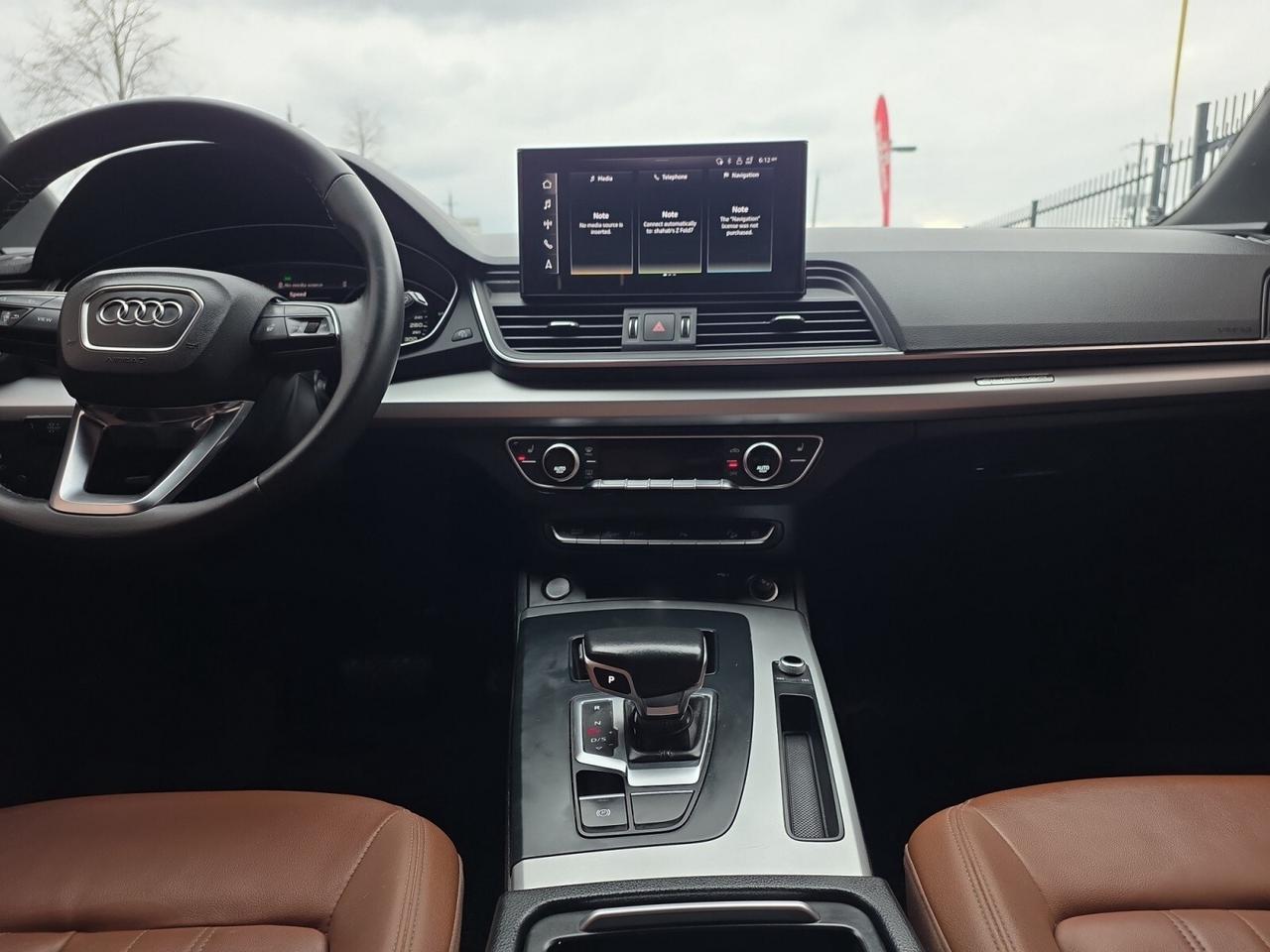 2022 Audi Q5 AWD / NO ACCIDENTS / BROWN INTERIOR / CARPLAY / CA Photo