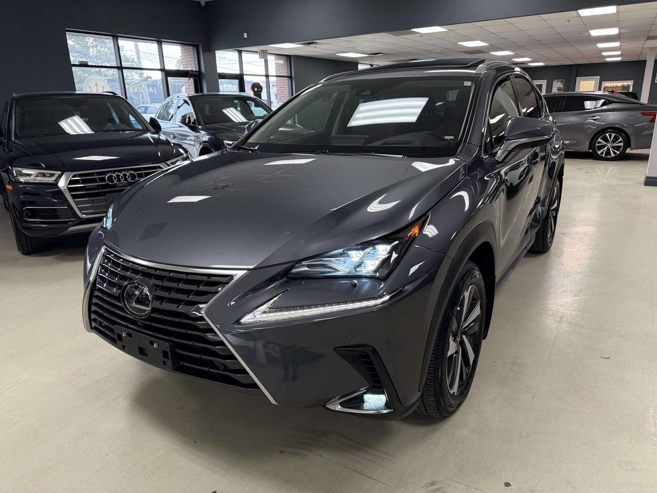 2020 Lexus NX 300 LUXURY PKG ONE OWNER ONLY 49KM!! Photo
