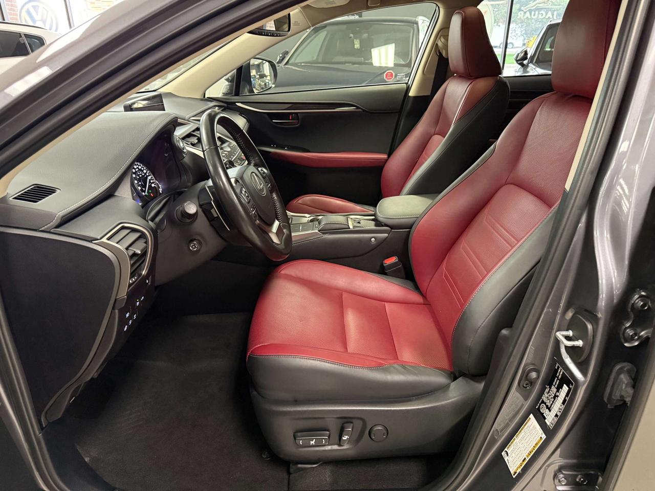 2020 Lexus NX 300 LUXURY PKG ONE OWNER ONLY 49KM!! Photo