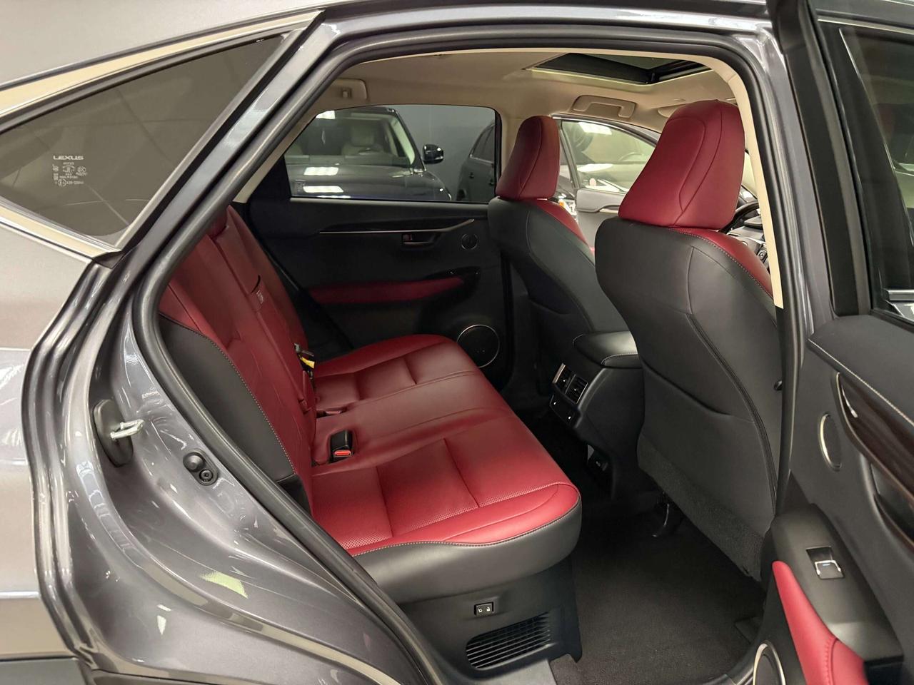 2020 Lexus NX 300 LUXURY PKG ONE OWNER ONLY 49KM!! Photo