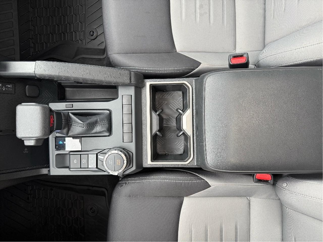 2025 Toyota Tacoma TRD SPORT ROOF WIRELESS CHARGING ONE OWNER Photo