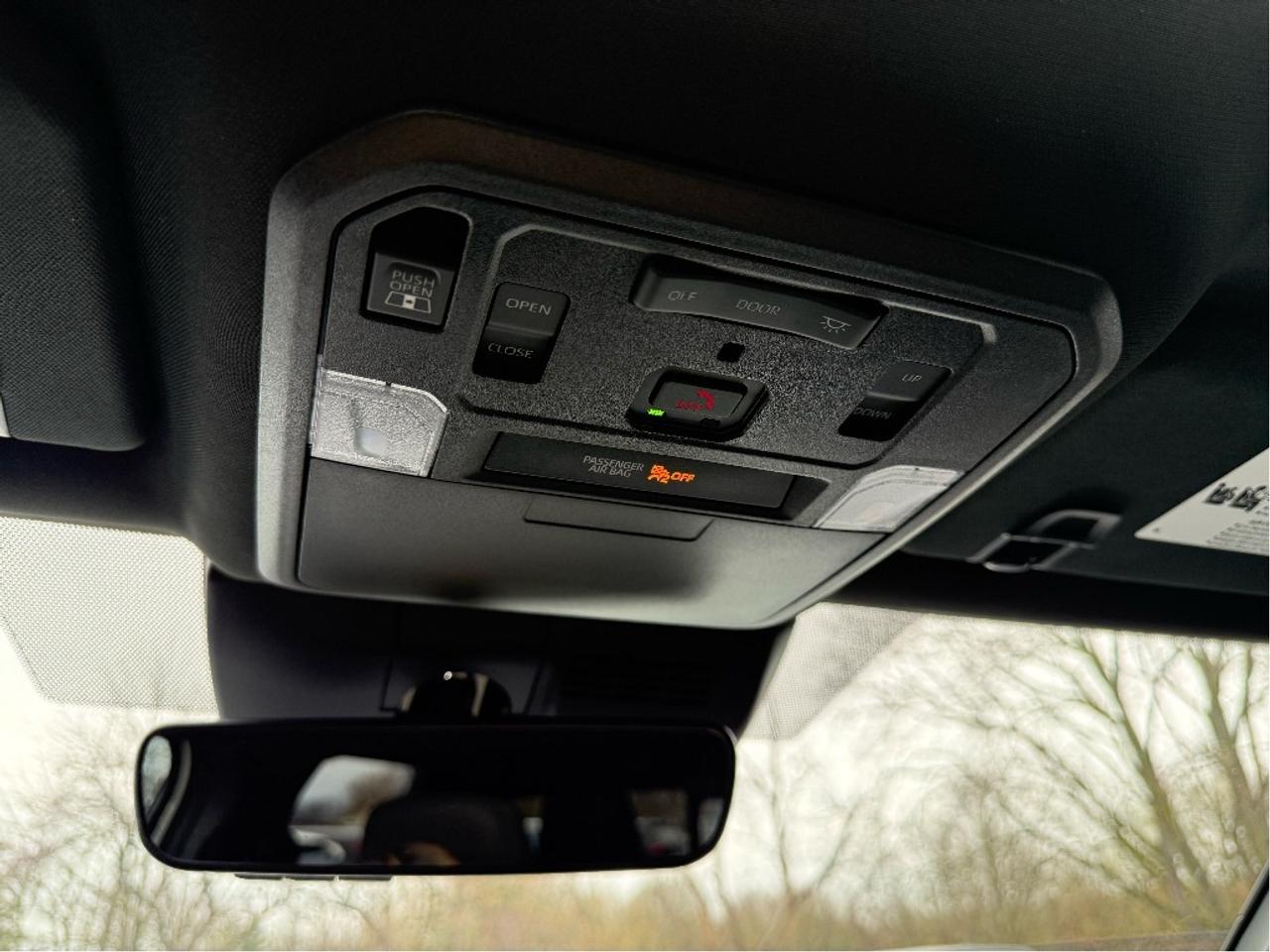 2025 Toyota Tacoma TRD SPORT ROOF WIRELESS CHARGING ONE OWNER Photo
