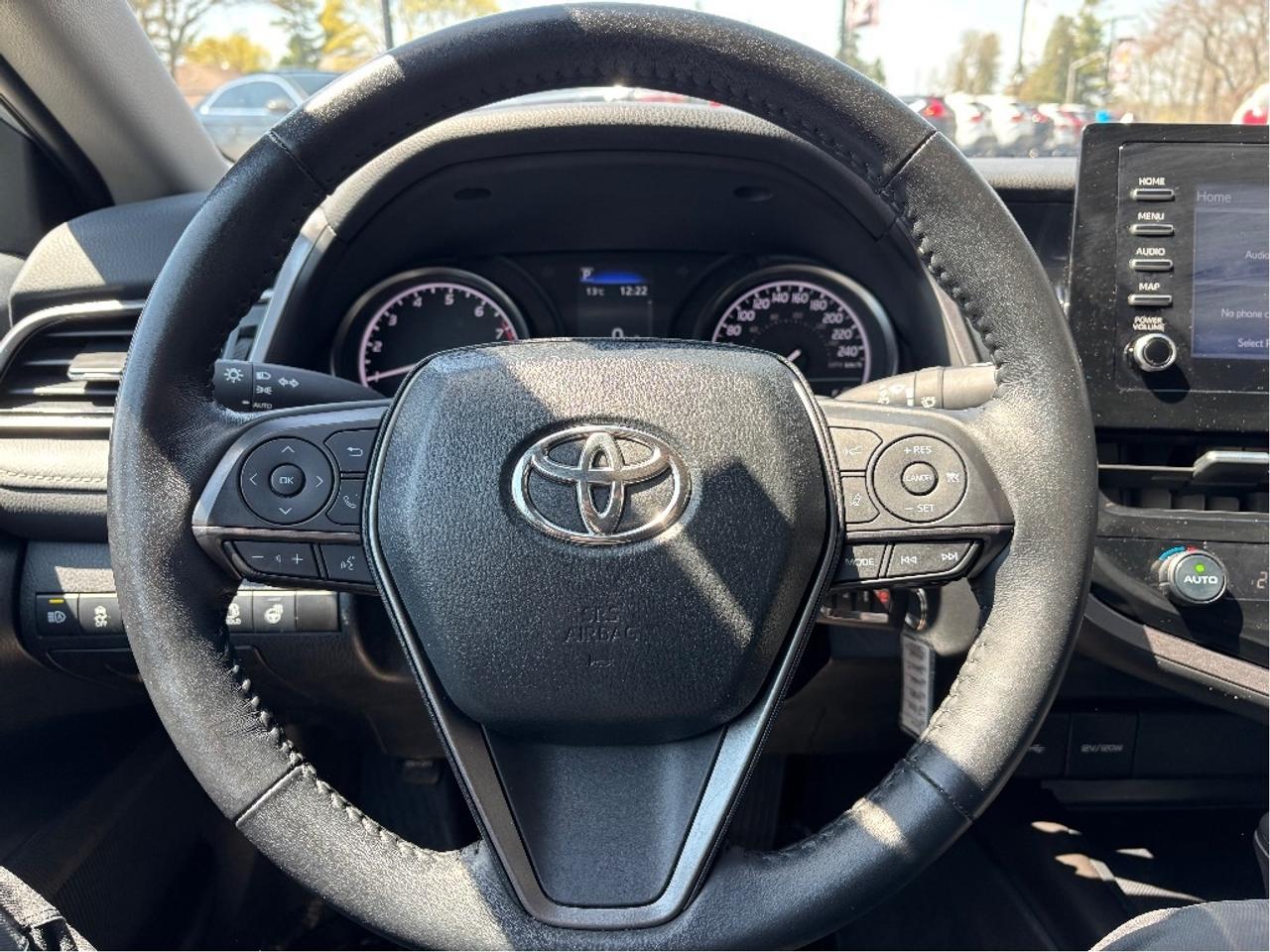2024 Toyota Camry SE SOFTEX LEATHER HEATED STEERING CLEAN CARF Photo