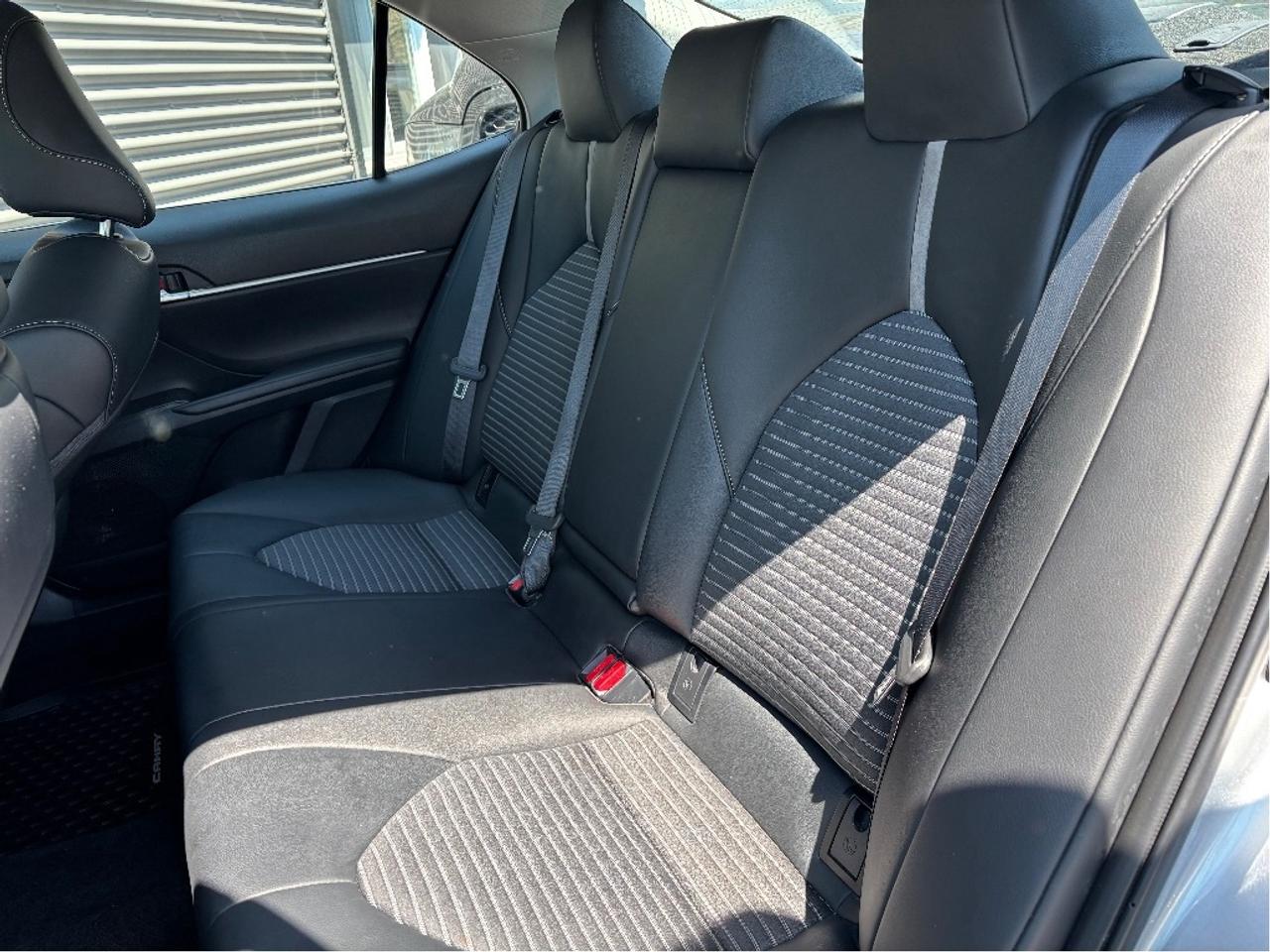 2024 Toyota Camry SE SOFTEX LEATHER HEATED STEERING CLEAN CARF Photo