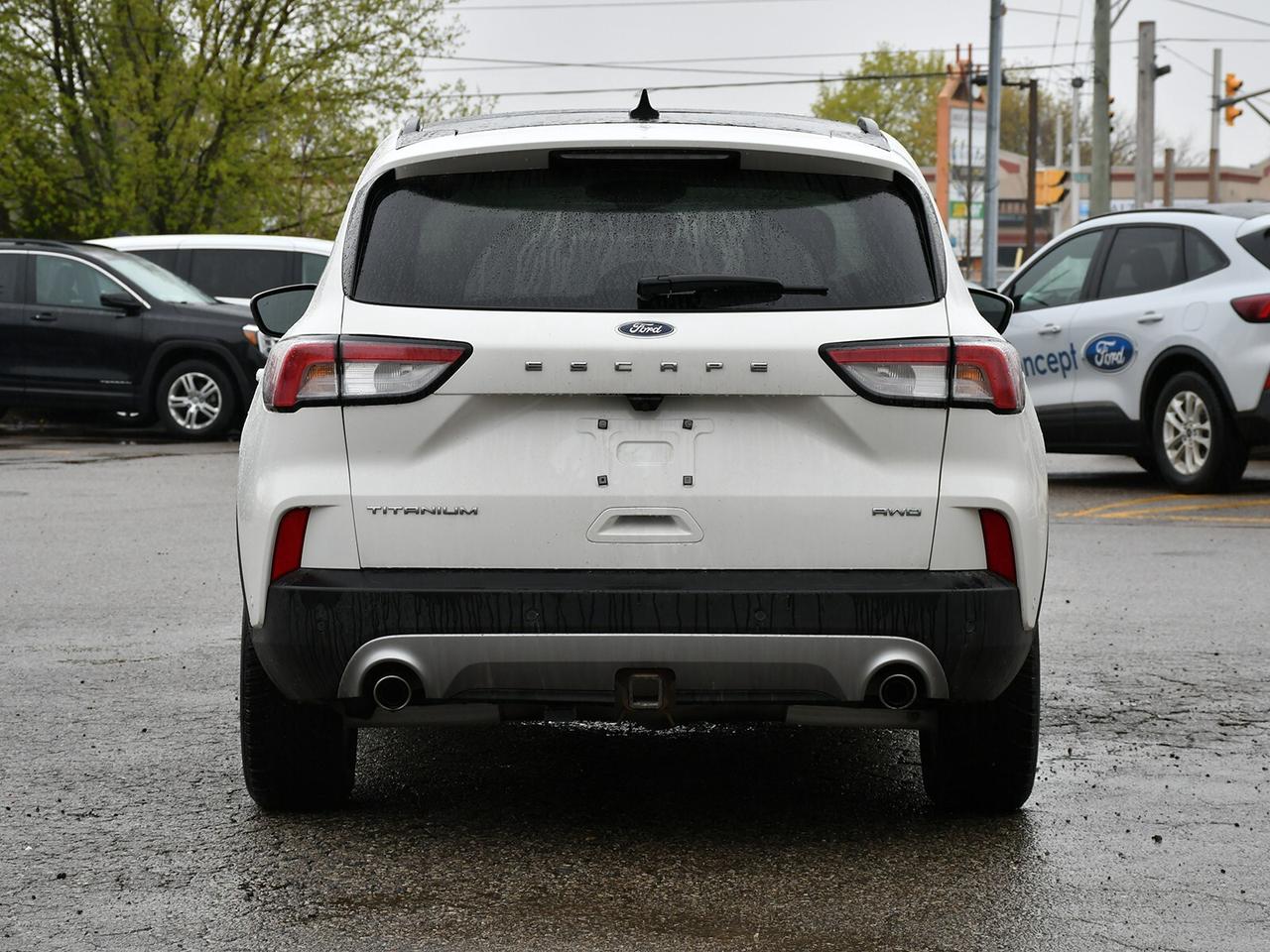 2021 Ford Escape AWD   FUEL EFFICIENT   CLEAN CARFAX Photo