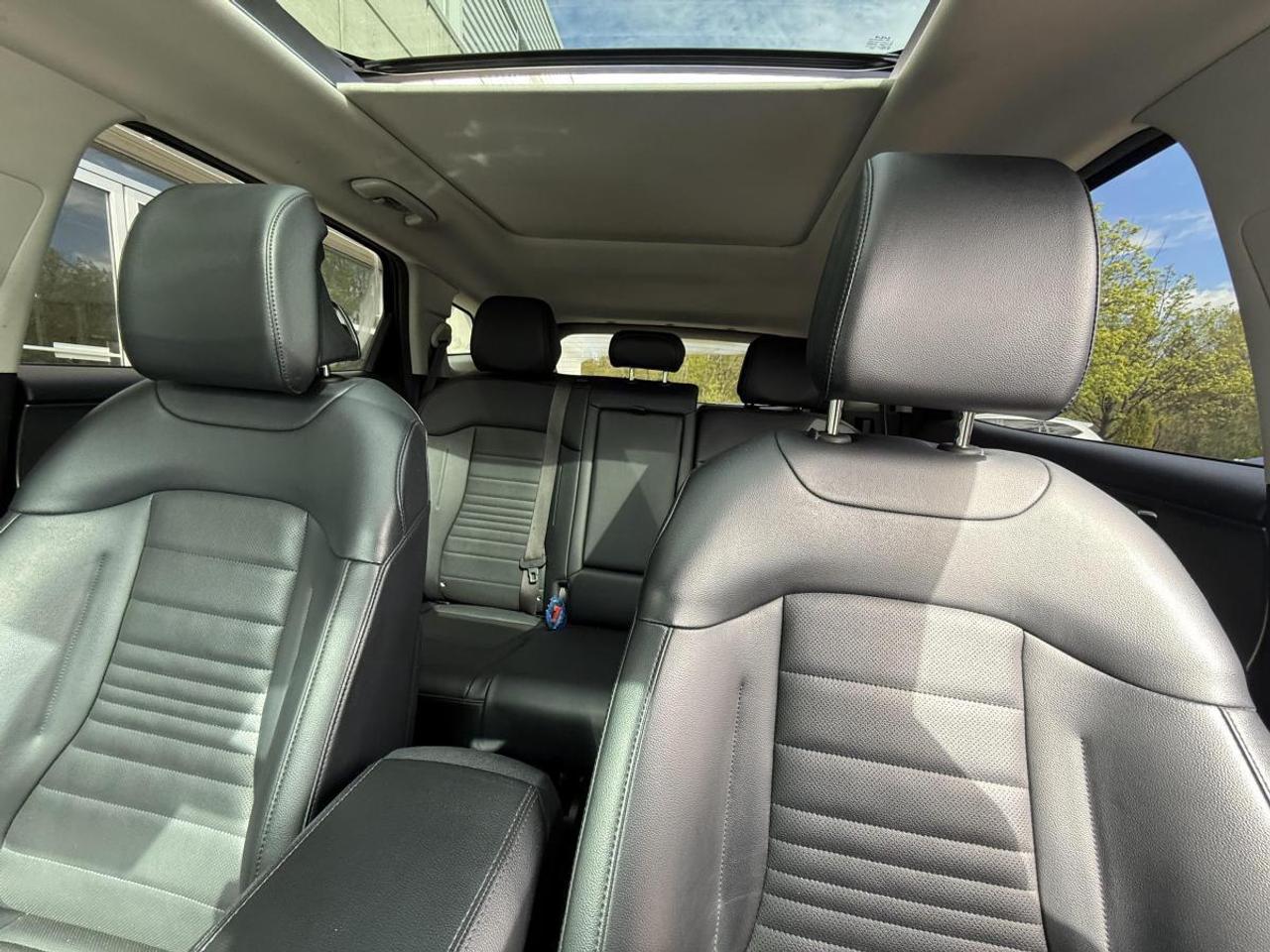 2024 Kia Sportage EX Premium AWD w/Black Interior Photo