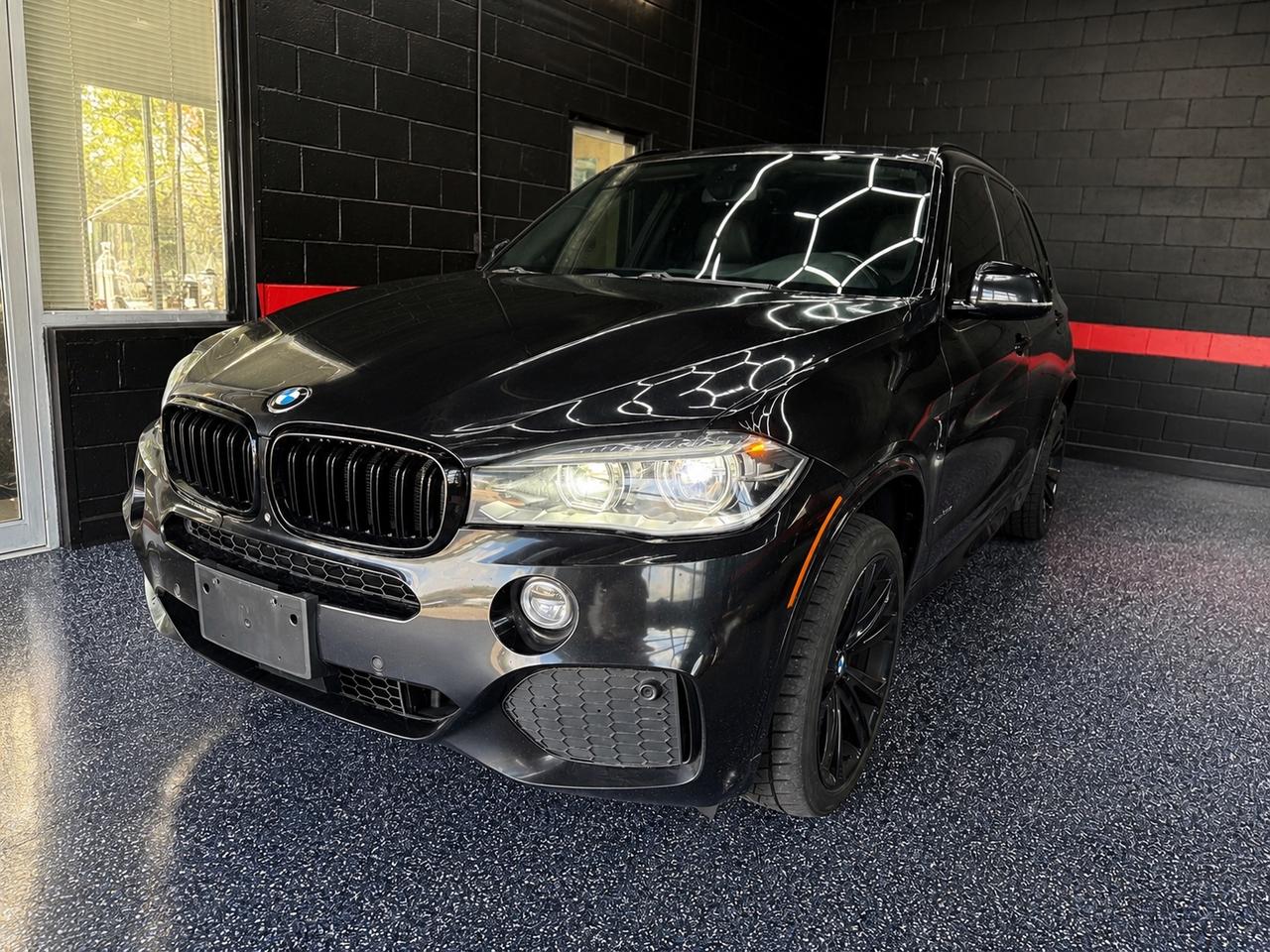 2016 BMW X5 xDrive50i Photo
