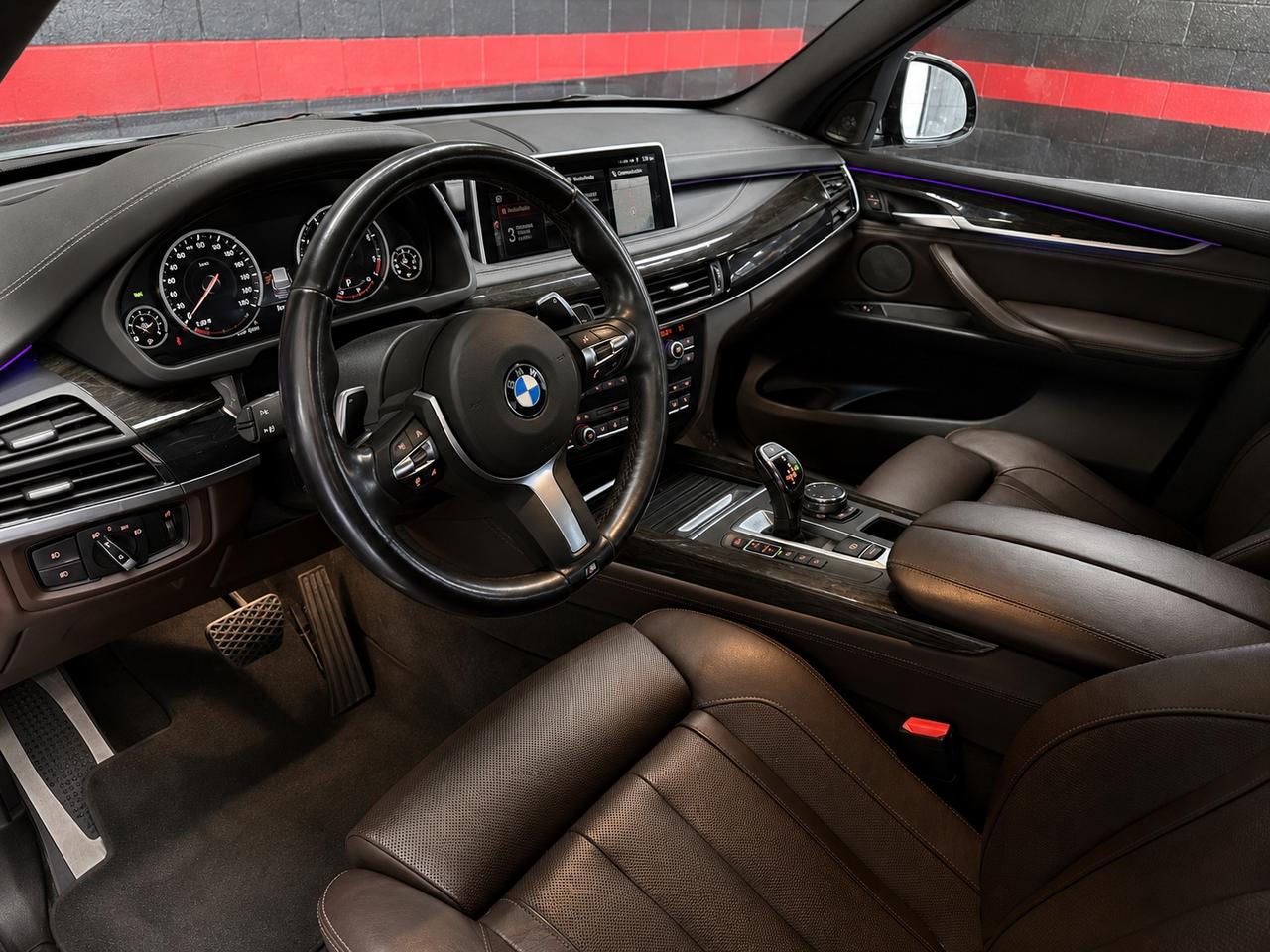 2016 BMW X5 xDrive50i Photo