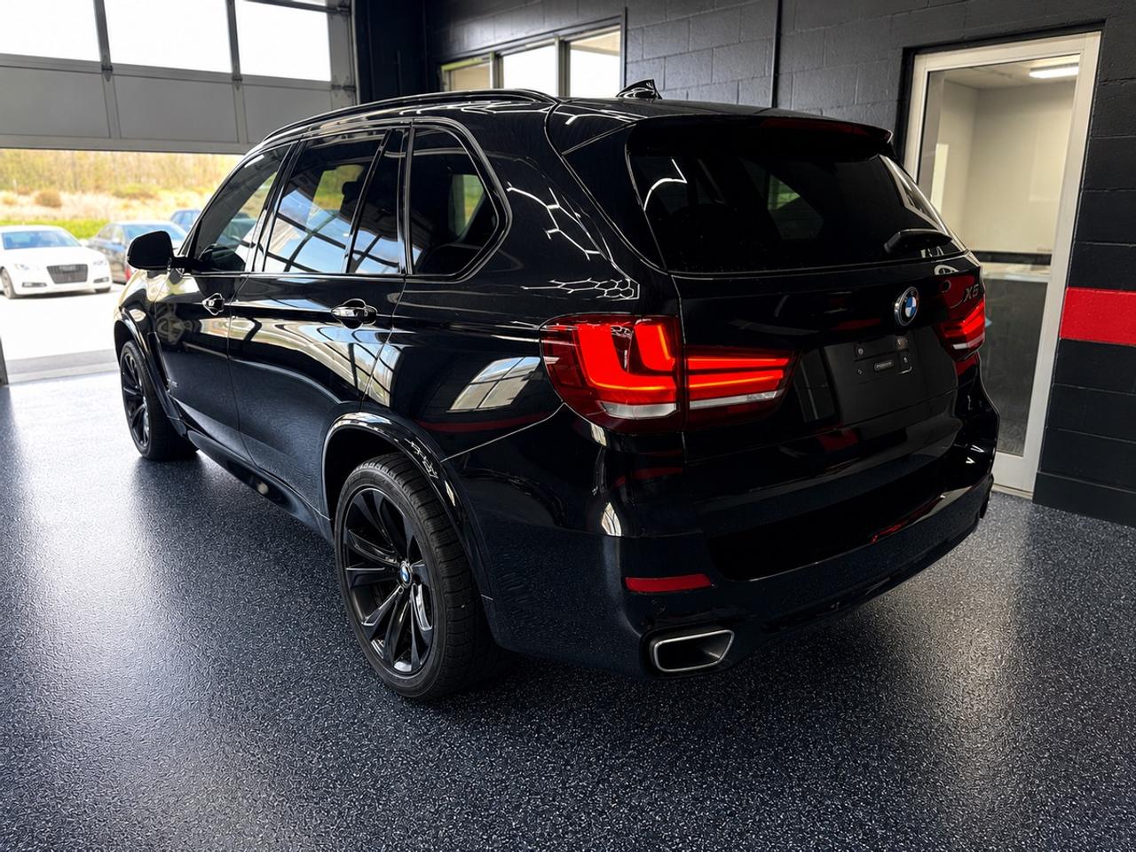 2016 BMW X5 xDrive50i Photo3
