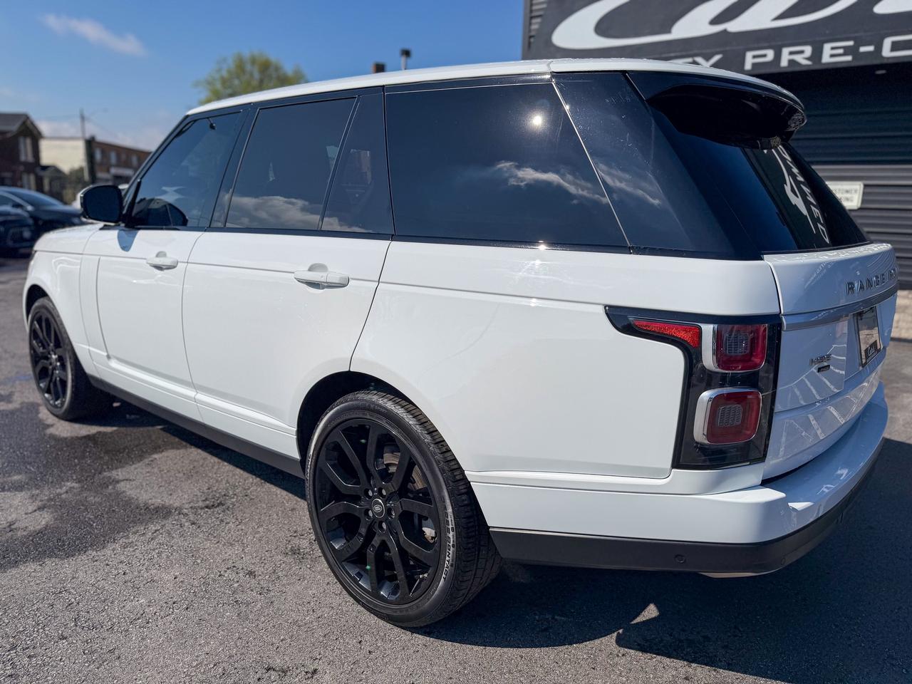2020 Land Rover Range Rover P400 3.0L I6 MHEV HSE SWB Photo