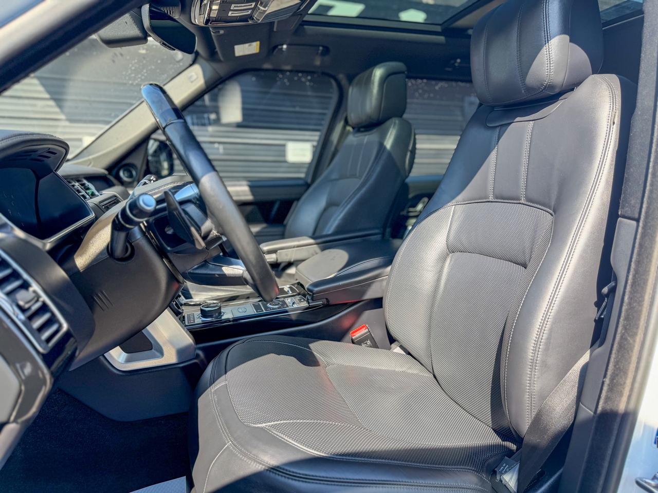 2020 Land Rover Range Rover P400 3.0L I6 MHEV HSE SWB Photo