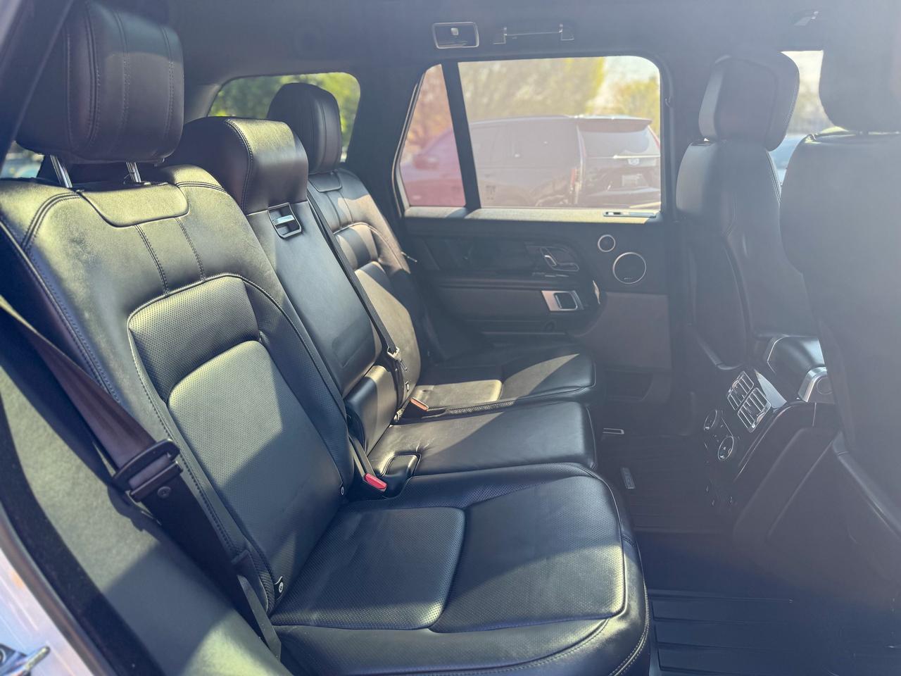2020 Land Rover Range Rover P400 3.0L I6 MHEV HSE SWB Photo