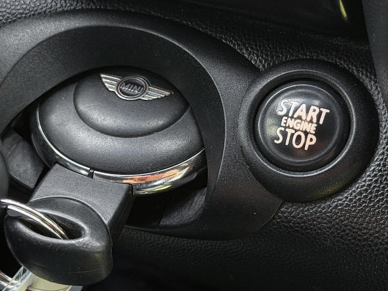 2011 MINI Cooper Convertible Photo