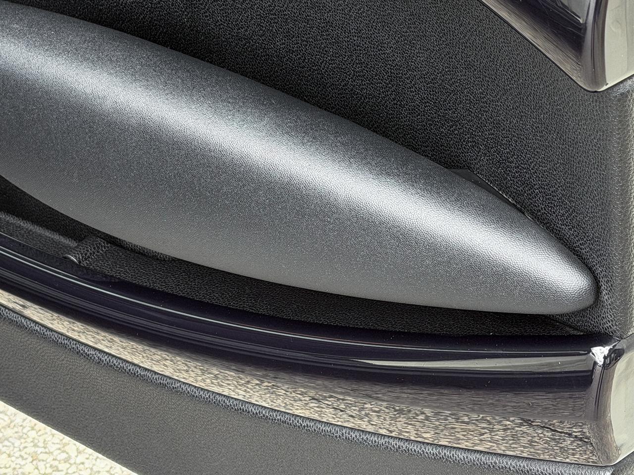 2011 MINI Cooper Convertible Photo