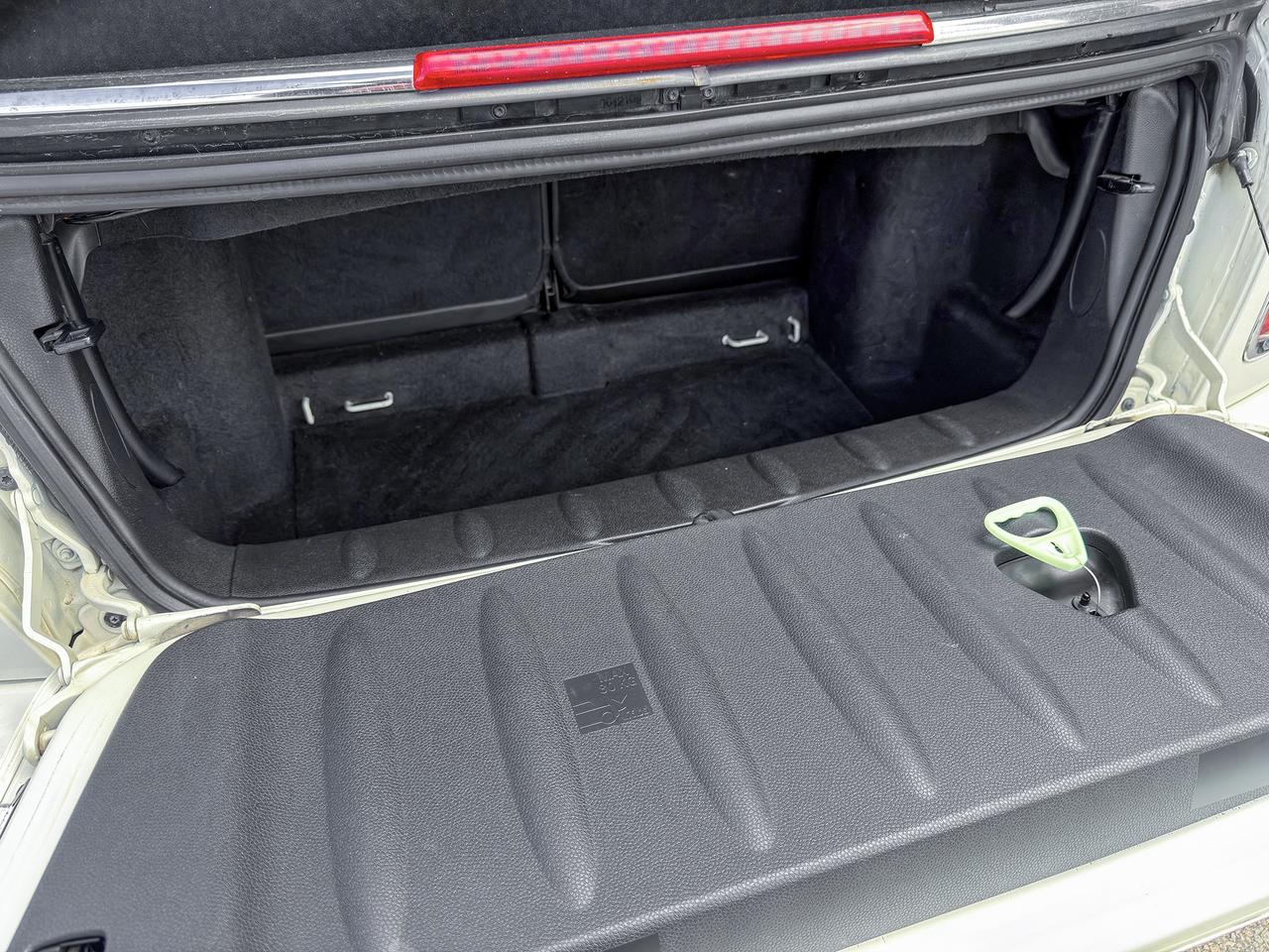 2011 MINI Cooper Convertible Photo