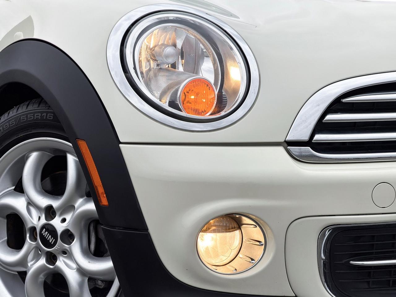 2011 MINI Cooper Convertible Photo