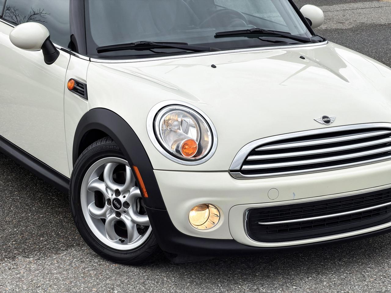 2011 MINI Cooper Convertible Photo