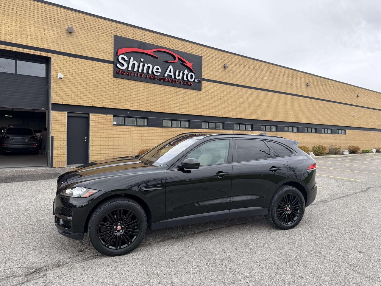 2019 Jaguar F-PACE Adaptive Cruise Blind Spot Merdian Sound Certified Photo0