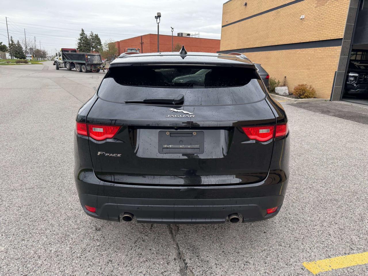 2019 Jaguar F-PACE Adaptive Cruise Blind Spot Merdian Sound Certified Photo