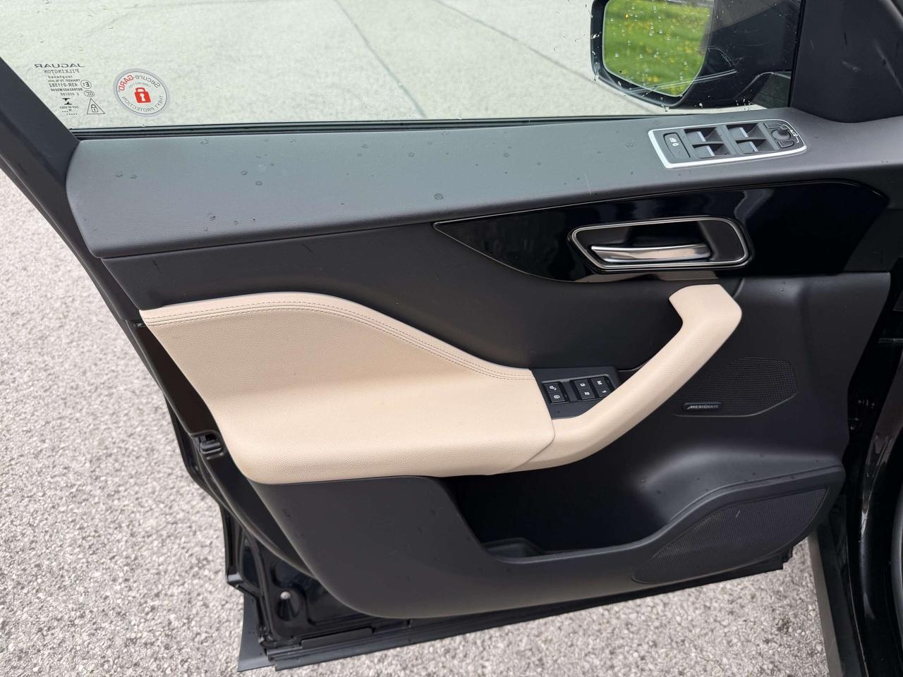 2019 Jaguar F-PACE Adaptive Cruise Blind Spot Merdian Sound Certified Photo