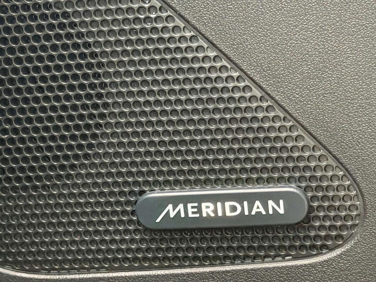 2019 Jaguar F-PACE Adaptive Cruise Blind Spot Merdian Sound Certified Photo