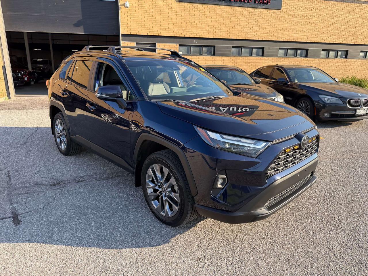 2024 Toyota RAV4 XLE AWD BLIND SPOT SUNROOF LEATHER CERTIFIED Photo