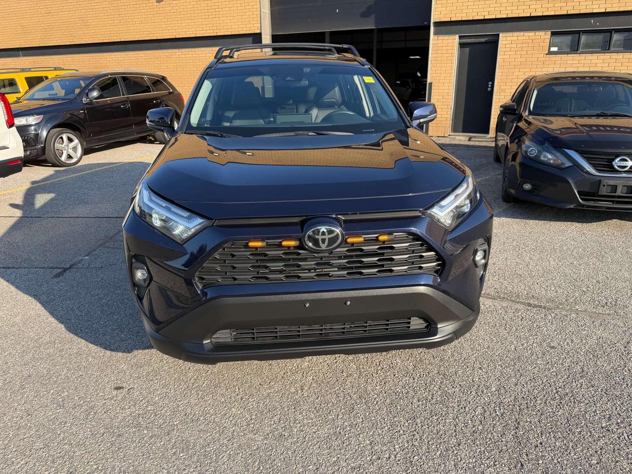 2024 Toyota RAV4 XLE AWD BLIND SPOT SUNROOF LEATHER CERTIFIED Photo