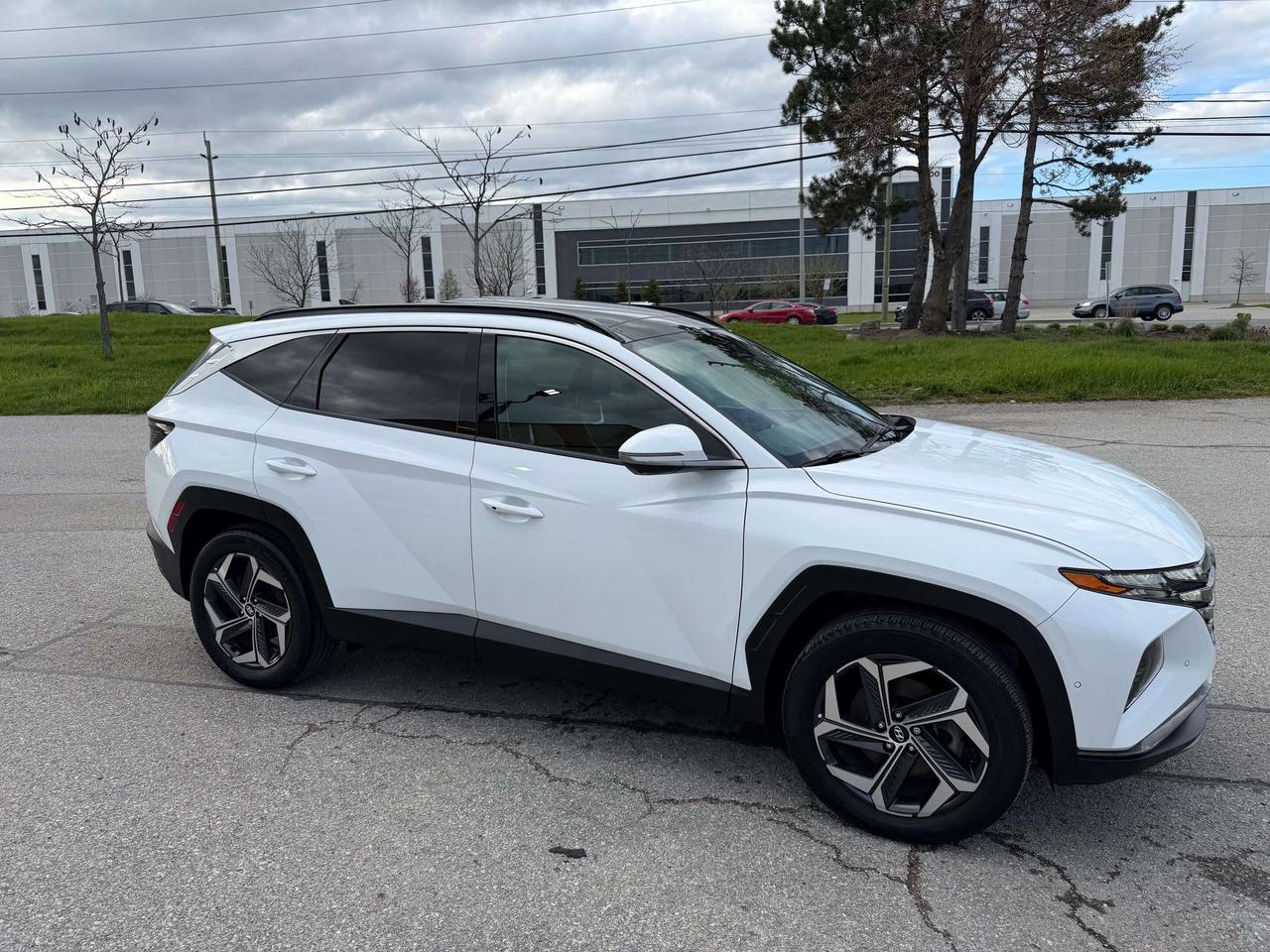 2023 Hyundai Tucson Ultimate Hybrid Leather Certified AWD Photo2