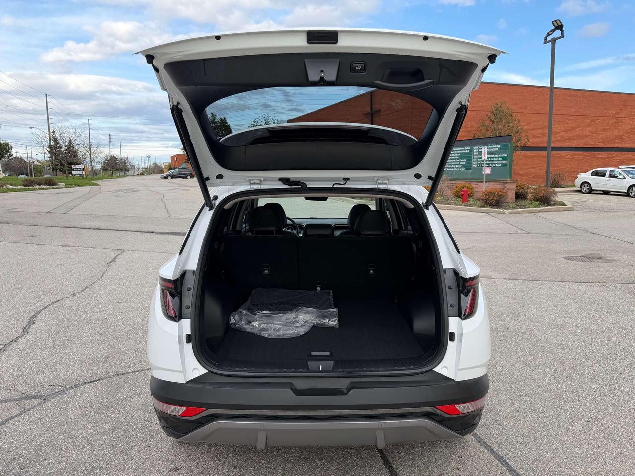 2023 Hyundai Tucson Ultimate Hybrid Leather Certified AWD Photo