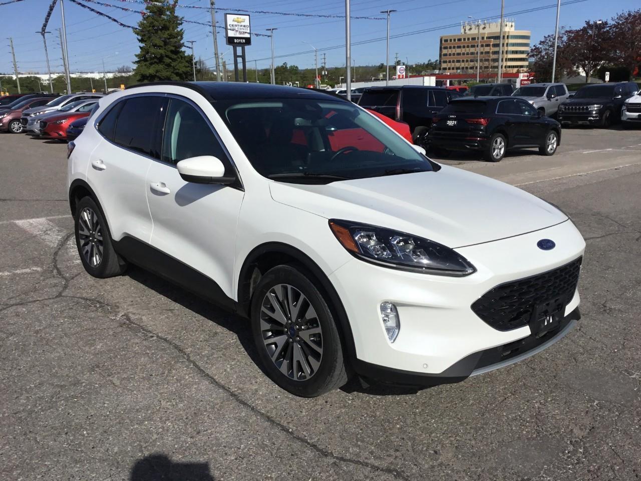 2022 Ford Escape Titanium Hybrid Photo