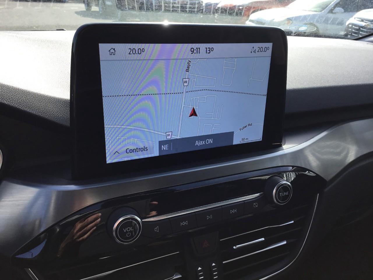 2022 Ford Escape Titanium Hybrid Photo