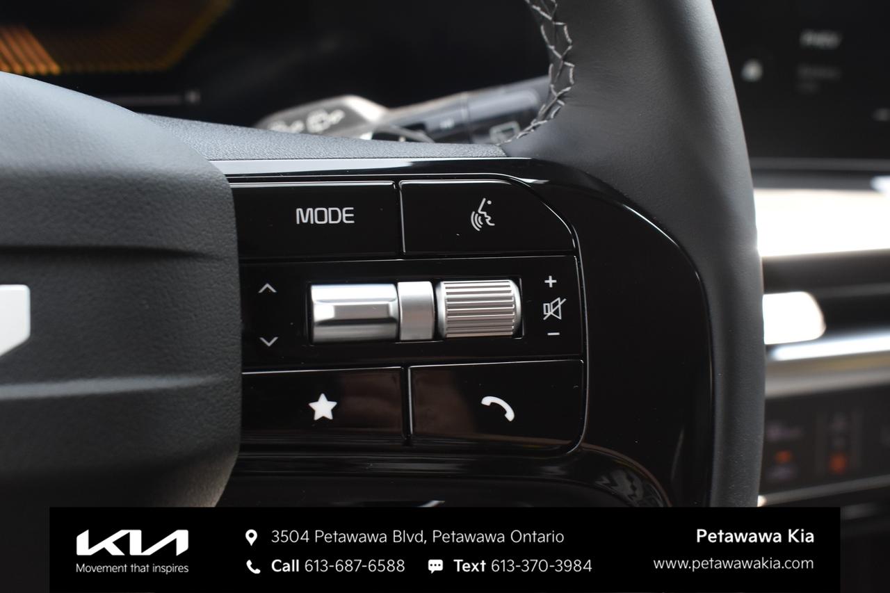 2026 Kia Sorento Plug-In Hybrid EX Sport Utility Photo