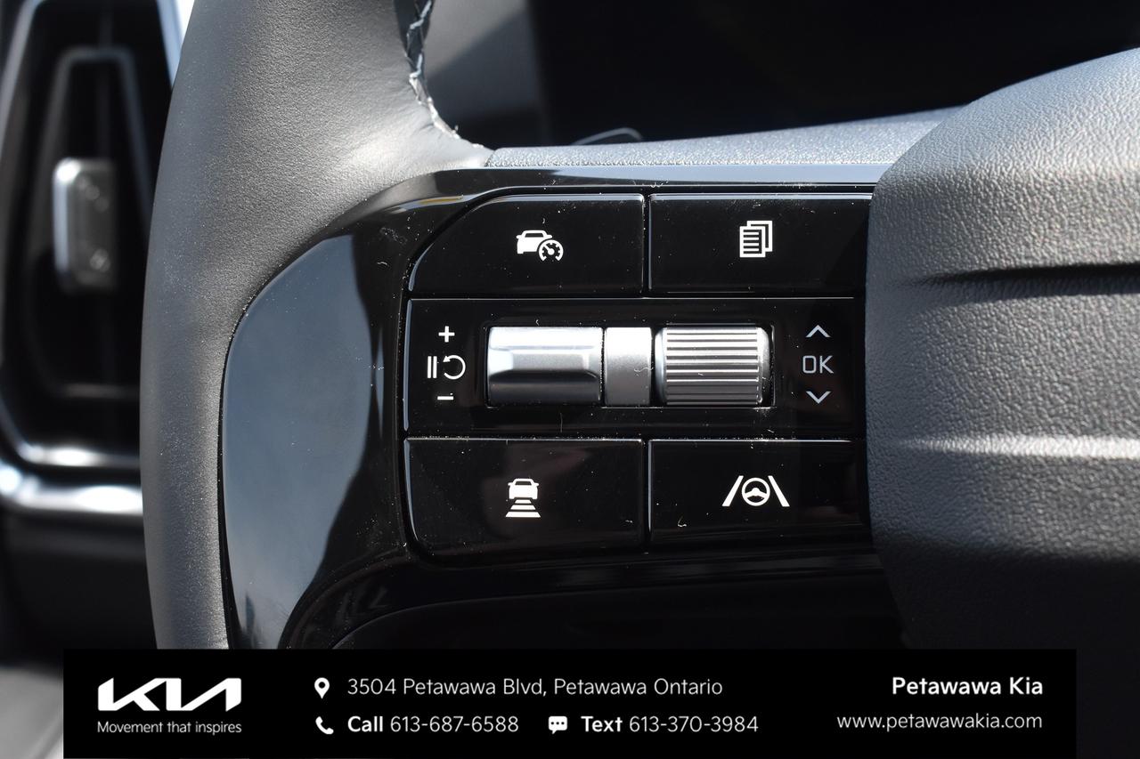 2026 Kia Sorento Plug-In Hybrid EX Sport Utility Photo