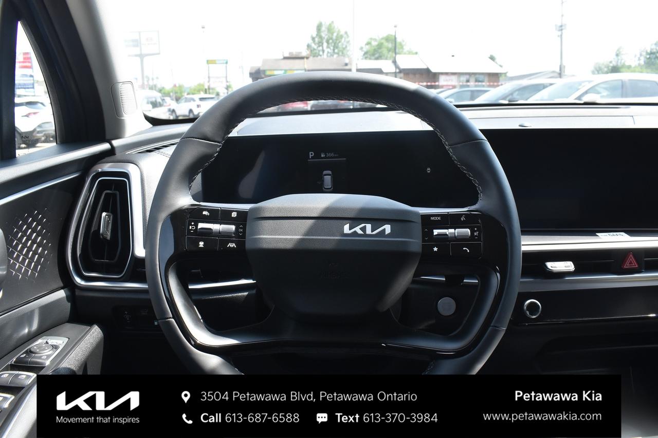 2026 Kia Sorento Plug-In Hybrid EX Sport Utility Photo