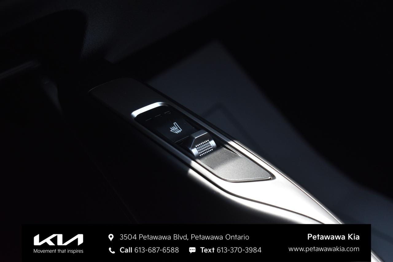 2026 Kia Sorento Plug-In Hybrid EX Sport Utility Photo