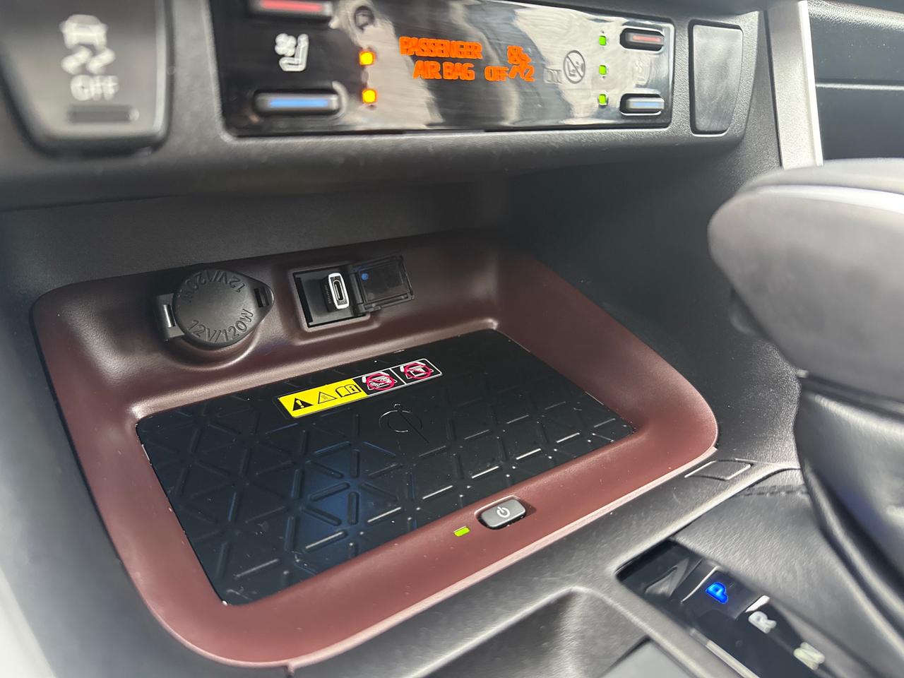 2022 Toyota RAV4 Hybrid Limited 4dr All-Wheel Drive Photo