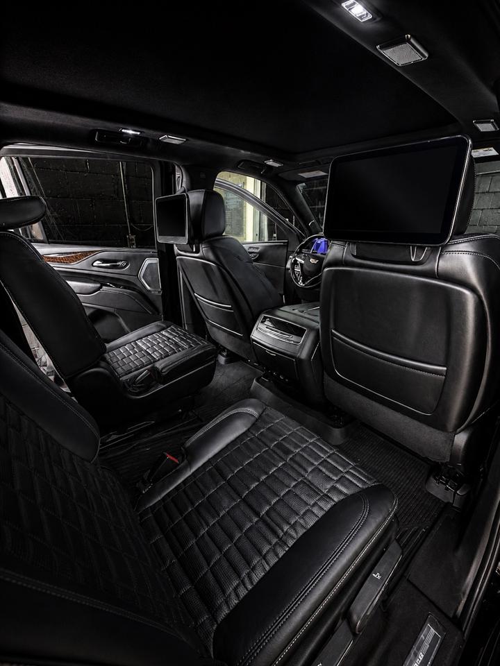 2022 Cadillac Escalade ESV Premium Luxury Platinum Photo