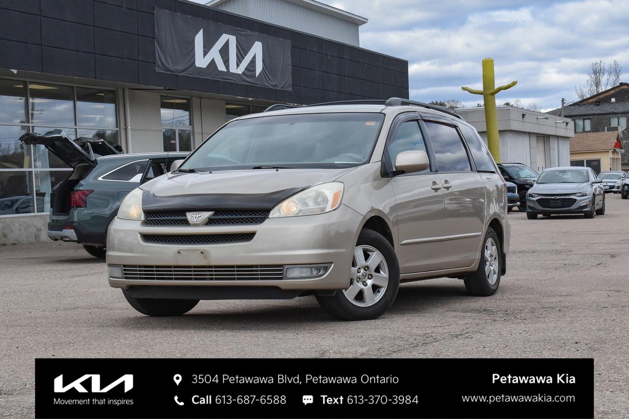 2005 Toyota Sienna CE 7 Passenger 4dr All-Wheel Drive Passenger Van Photo0
