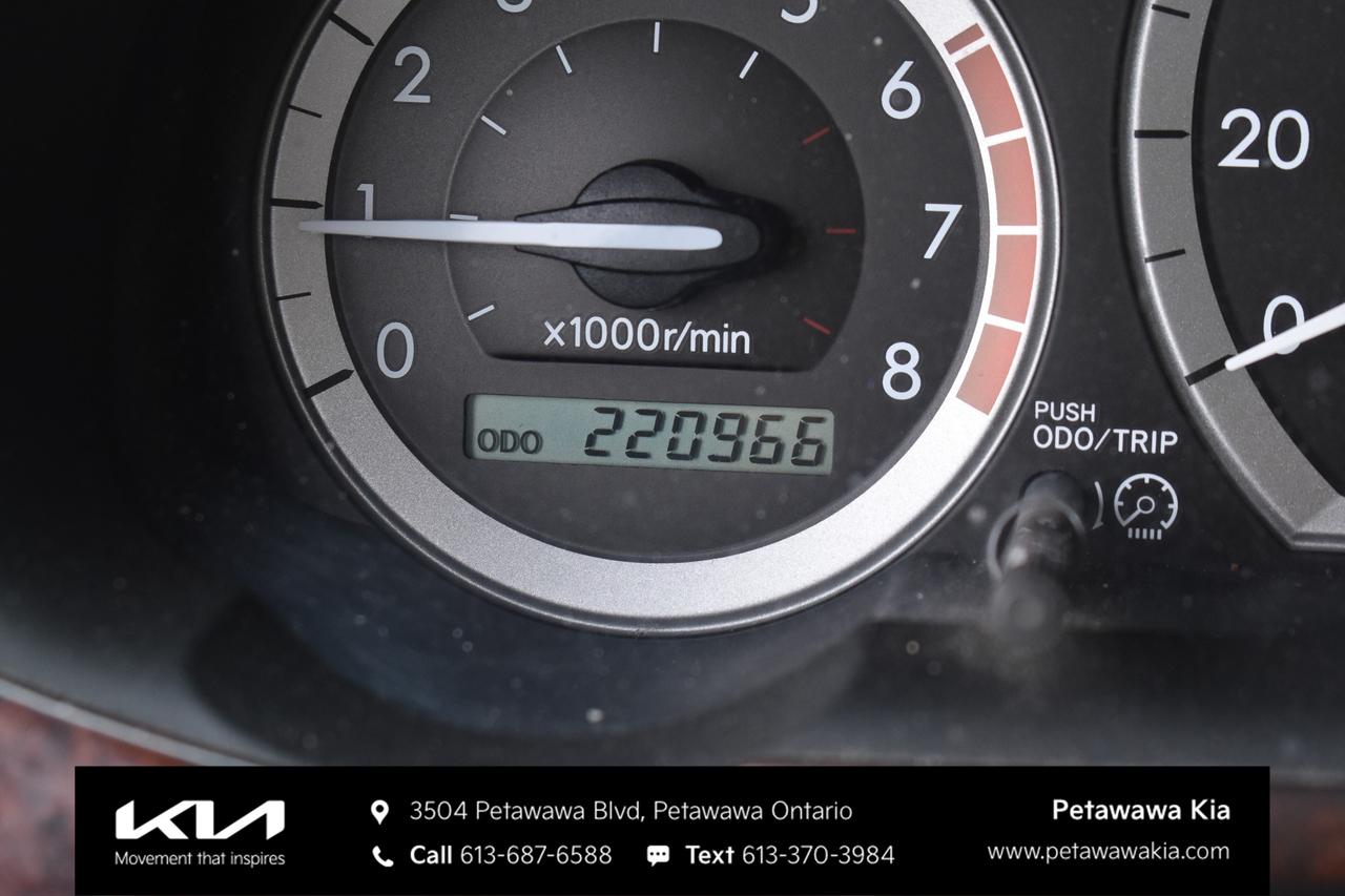2005 Toyota Sienna CE 7 Passenger 4dr All-Wheel Drive Passenger Van Photo