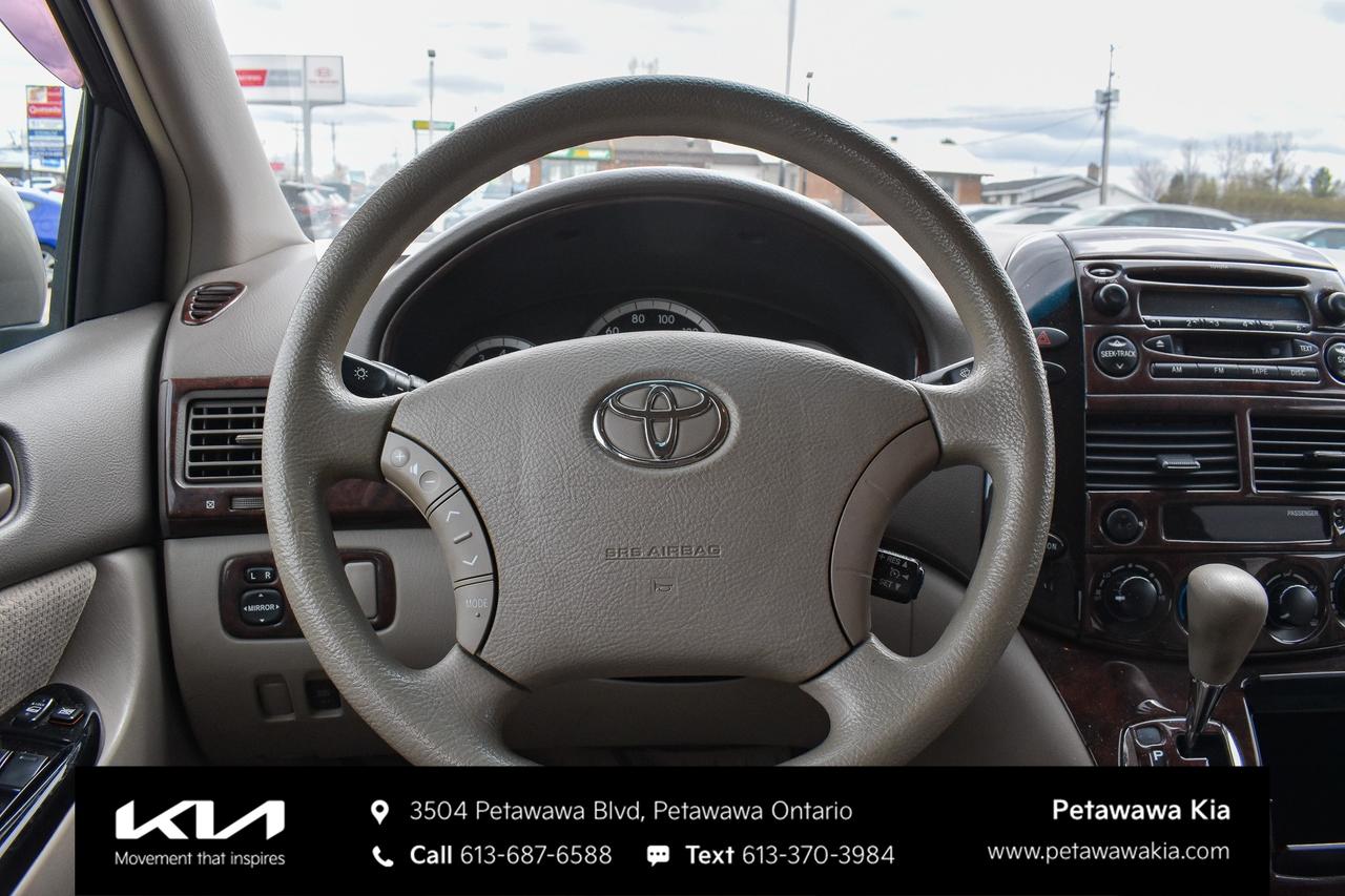 2005 Toyota Sienna CE 7 Passenger 4dr All-Wheel Drive Passenger Van Photo