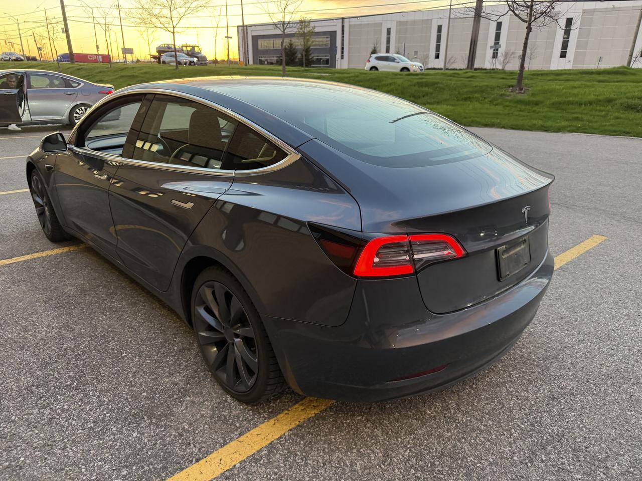 2019 Tesla Model 3 Standard Range Plus 1 Owner 2 Sets of Wheels Photo