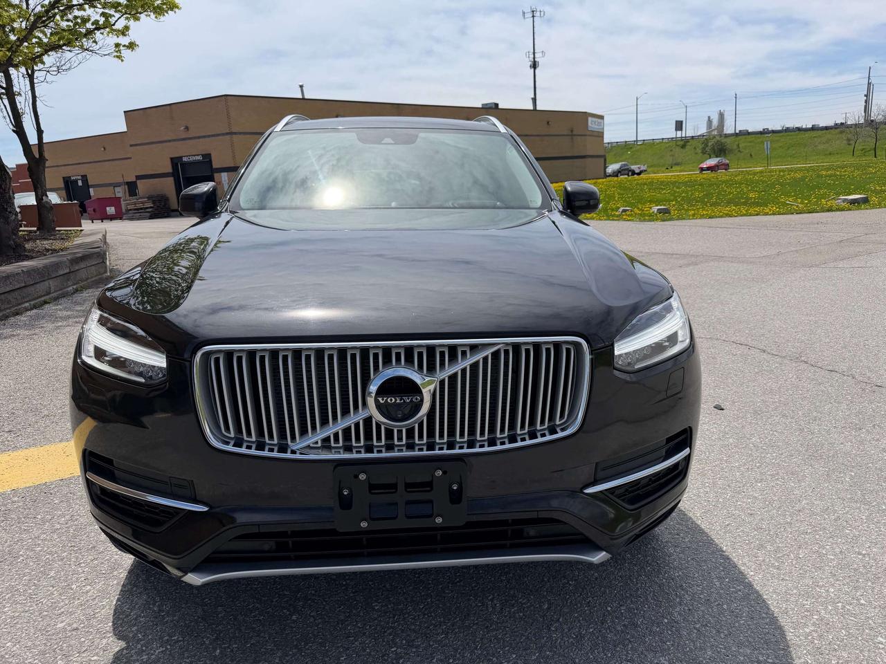 2019 Volvo XC90 T8 eAWD Plug-In Hybrid Inscription Clean Carfax Photo